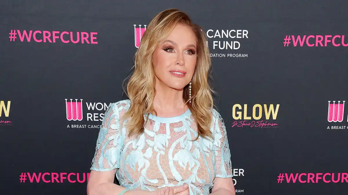 Feature Kathy Hilton Cried on Kyle Richards and Mauricio Umansky Anniversary