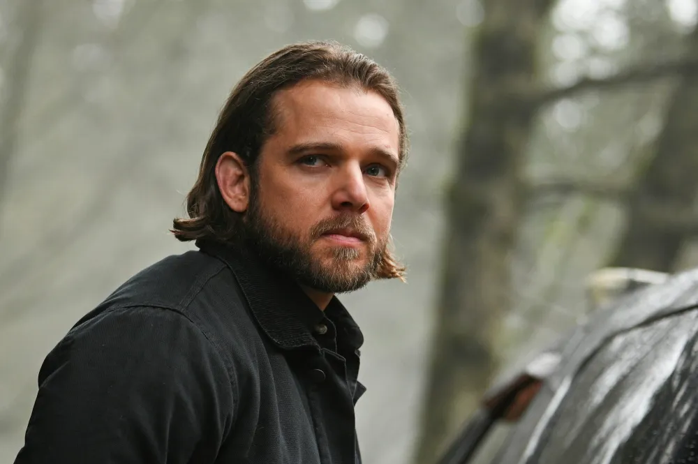 Fire Country EP Answers Burning Questions After That Romantic Cliffhanger