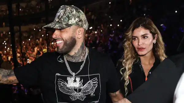 Nicky Jam y Aleska Génesis