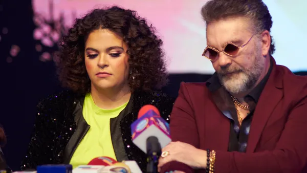 Lucerito Mijares con su papá Manuel Mijares