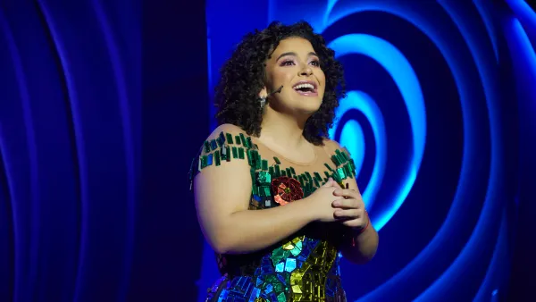 Lucero Mijares Hogaza