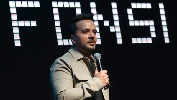 Luis Fonsi, cantante puertorriqueño