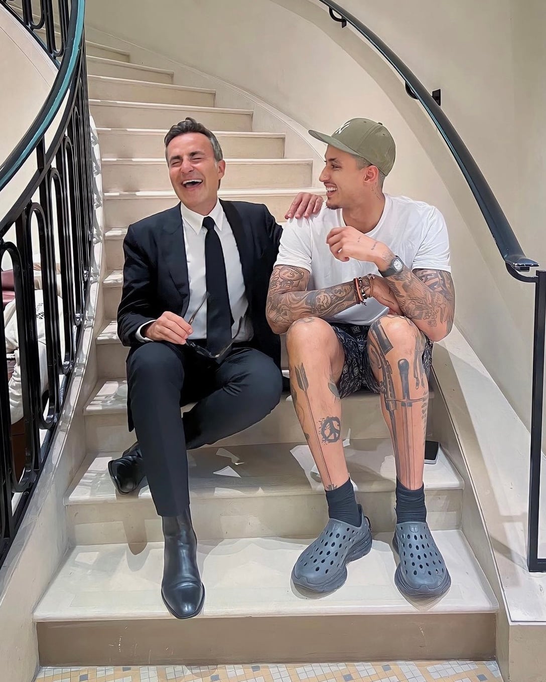 men celebs wearing hermes bags