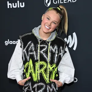 JoJo Siwa Reveals She Got Punched in the Face on 21st Birthday