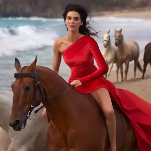 Kendall Jenner Vogue Summer 2024 02