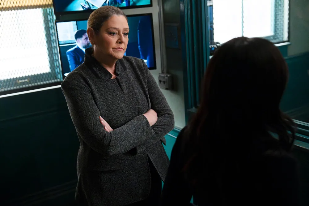 Law and Order&rsquo; Star Camryn Manheim to Leave Show After Season 23 Finale 002