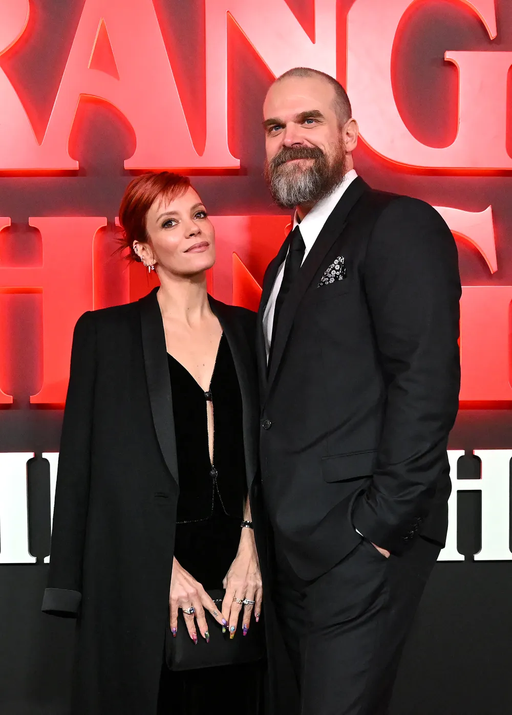Why Lily Allen and David Harbour Are the &lsquo;Caregiver&rsquo; for Each Other&rsquo;s Smartphones