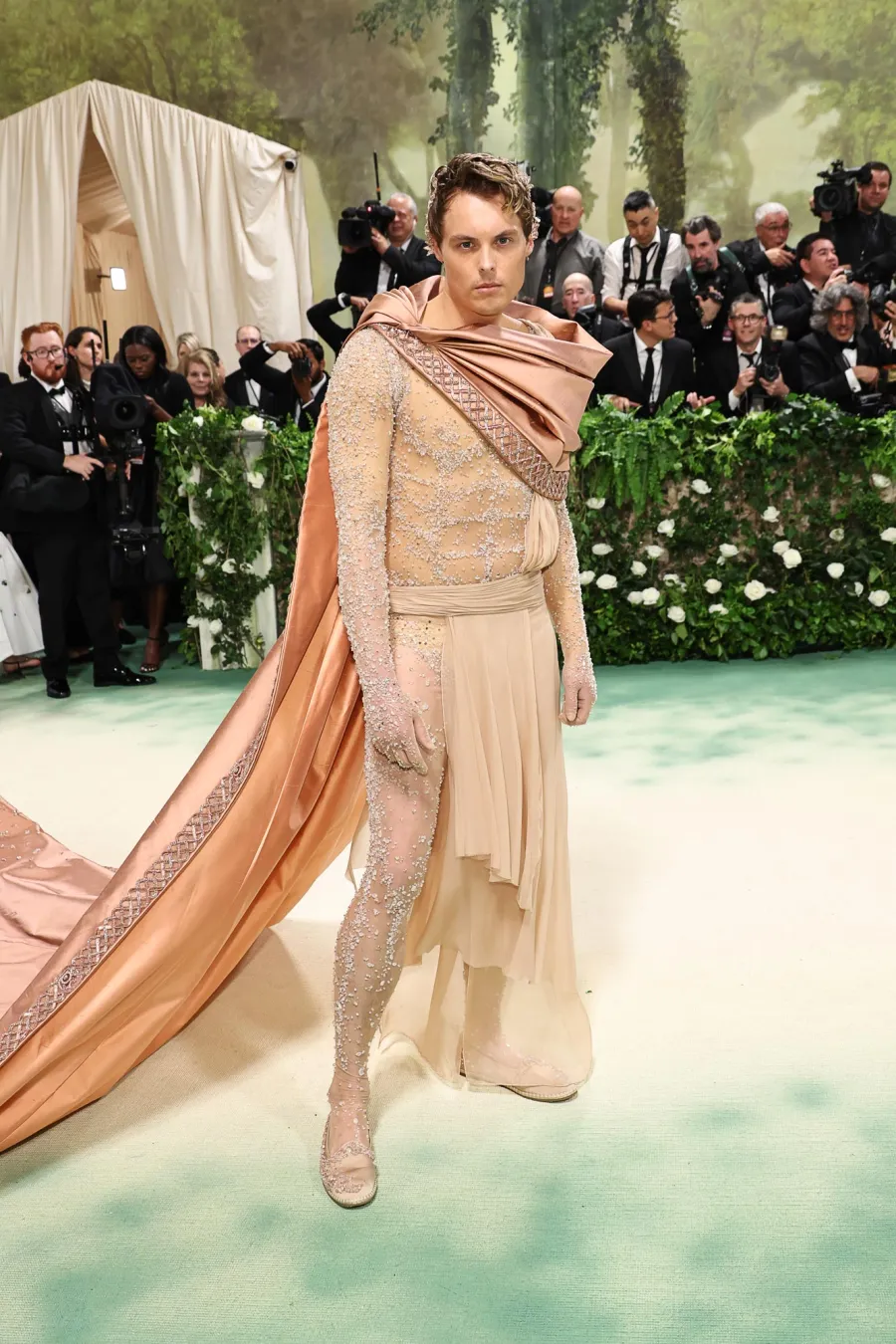 Met Gala 2024 Arrivals 659 Gustav Magnar