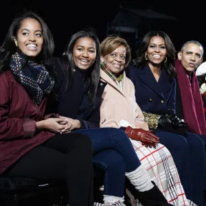 Michelle Obamas Mother Marian Robinson Dead at 86