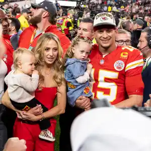 Patrick Mahomes Sweetly Reads Picture Books to His 2 Kids