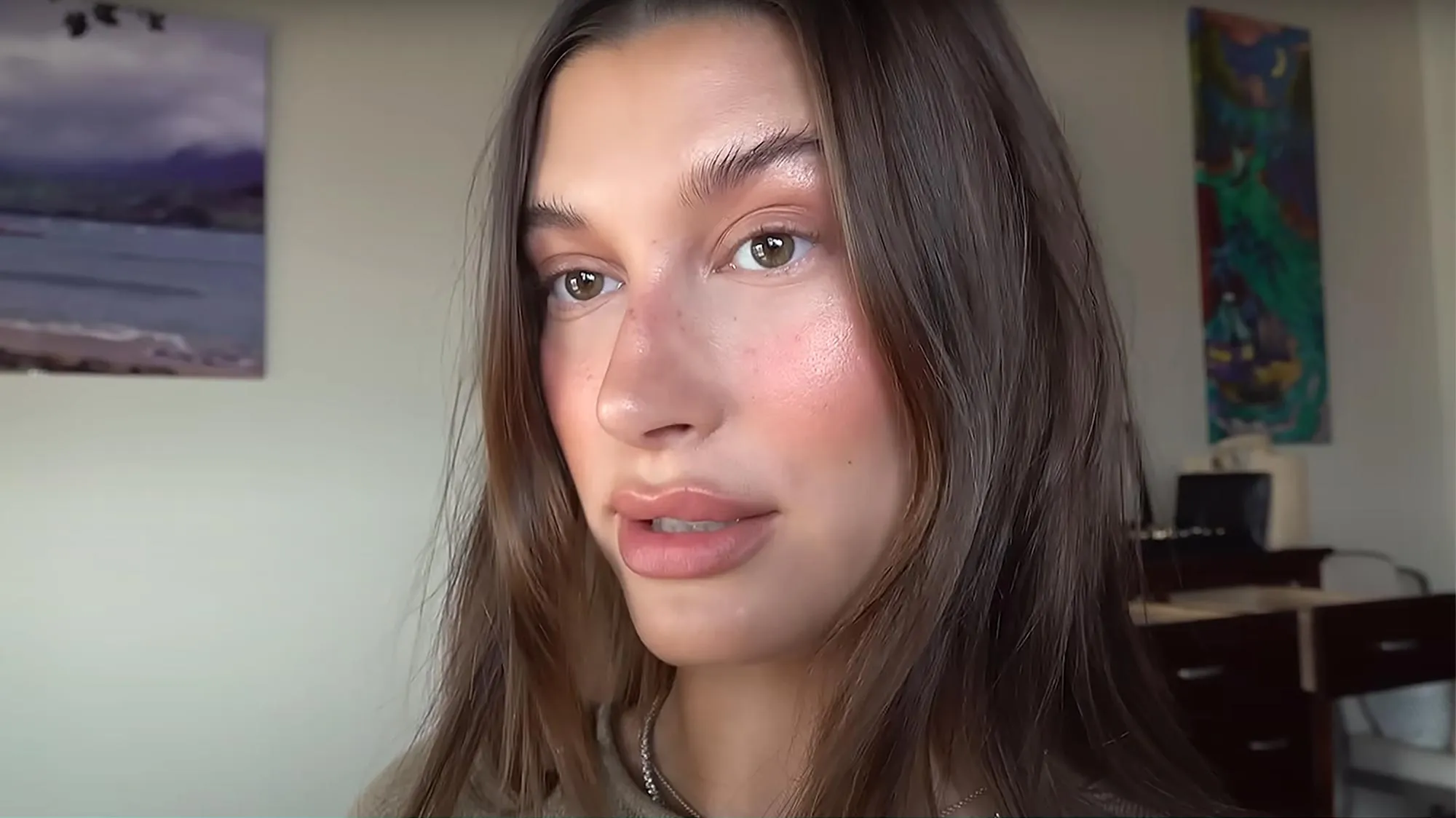 Pregnant Hailey Bieber Shares Her Peachy Beachy Summer Makeup Routine