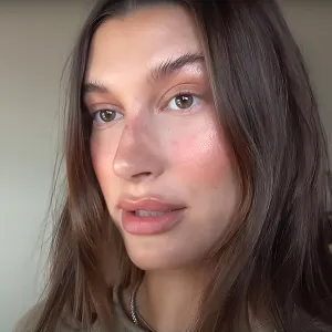 Pregnant Hailey Bieber Shares Her Peachy Beachy Summer Makeup Routine