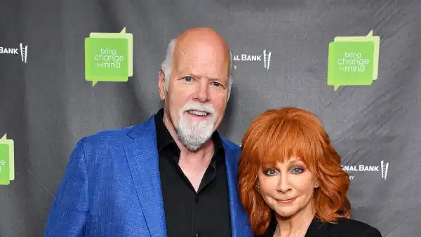 Reba McEntire Teases Her New Happy Place NBC Sitcom Will Feature Boyfriend Rex Linn 845