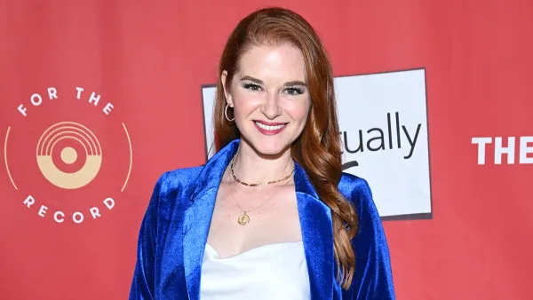 FEATURE Sarah Drew to Headline Her Own Hallmark Series 'Mistletoe Murders'