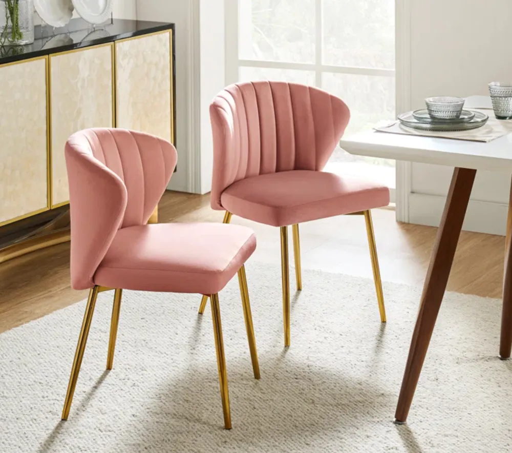 Wade Logan Axia Tufted Velvet Dining Chair (Set of 2)