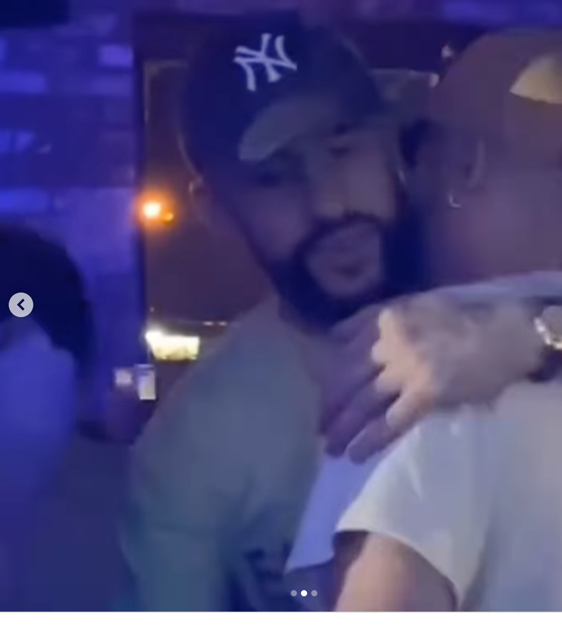 Bad Bunny en un bar de Nashville