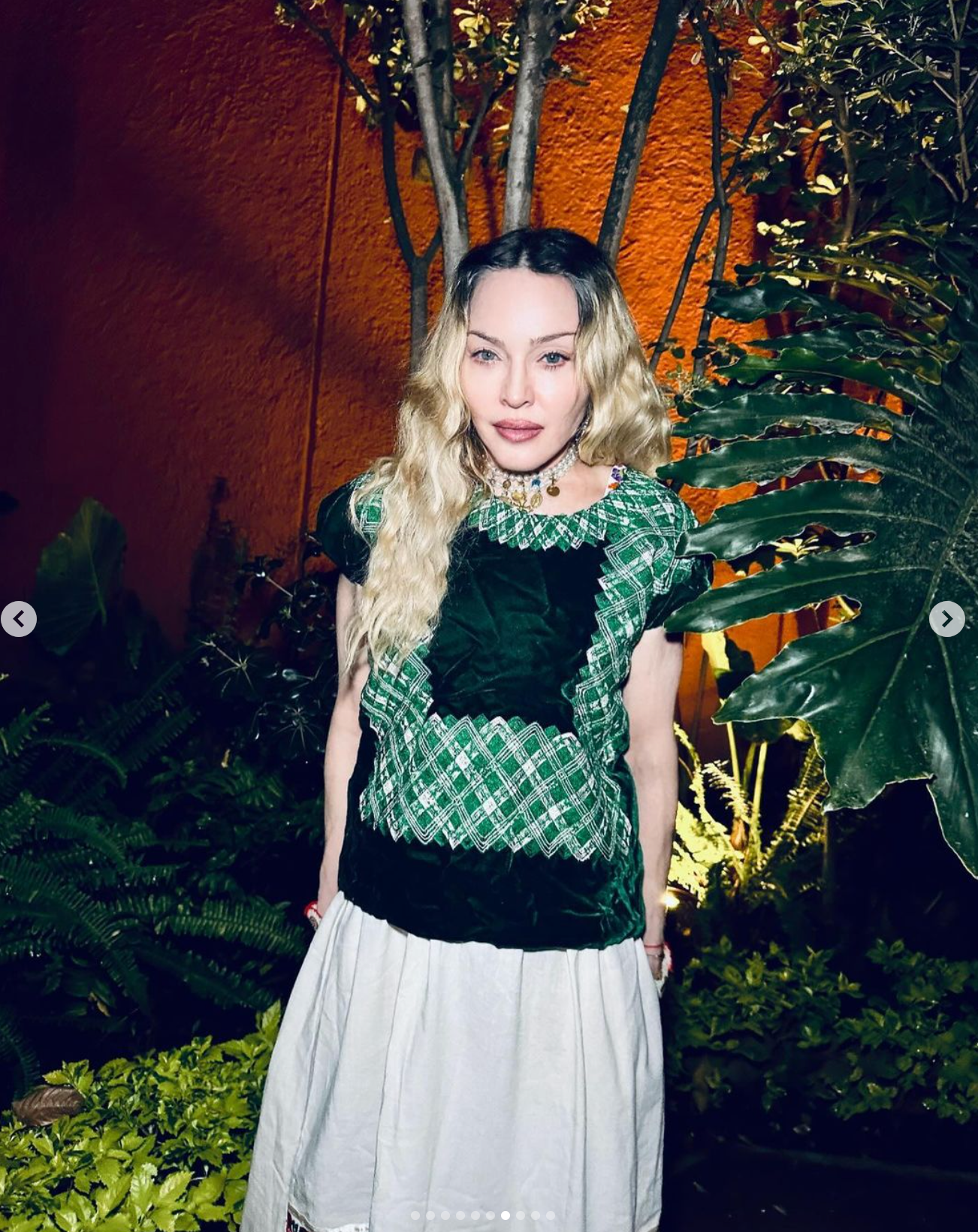 Madonna, presuntamente se probó ropa que perteneció a Frida Kahlo