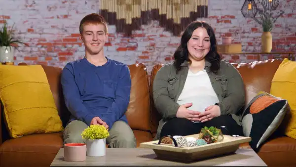 Season 6 Trailer for Unexpected Is Here Meet the New — and Returning — Couples 541