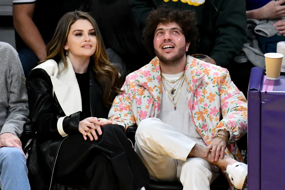 Selena Gomez y su novio Benny Blanco est&aacute;n comprometidos despu&eacute;s de TK de relaci&oacute;n