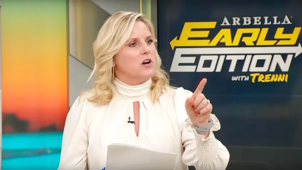 Sports Commentator Takes Down Chiefs Kicker With Another Taylor Swift Reference Smallest Man Who Ever Lived 241