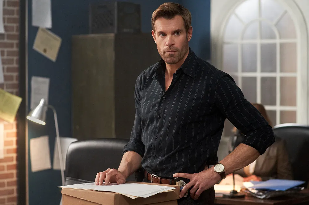 Stephen Huszar Teases 4 New &lsquo;Jane Mysteries&rsquo; With Jodie Sweetin, 'Getting Back in the Saddle&rsquo;