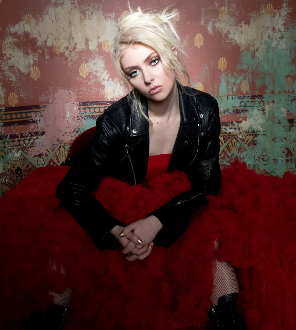 Taylor Momsen Reveals the Song She Plays to Get in the &lsquo;Headspace&rsquo; to Play with the Pretty Reckless