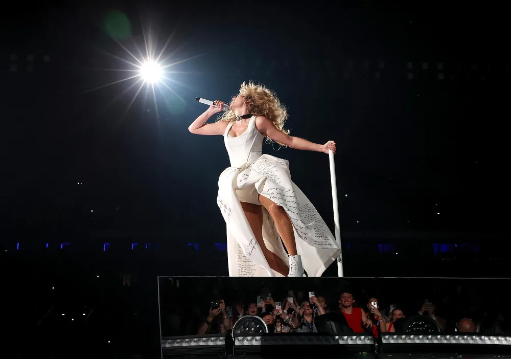 Taylor Swift Gave a Subtle Nod to &lsquo;Mary&rsquo;s Song&rsquo; in &lsquo;So High School&rsquo;