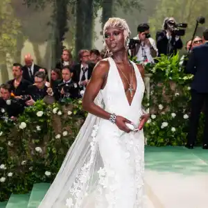 Why Jodie Turner Smith Wore a Deliberately Bridal Gown to Met Gala After Joshua Jackson Divorce 877