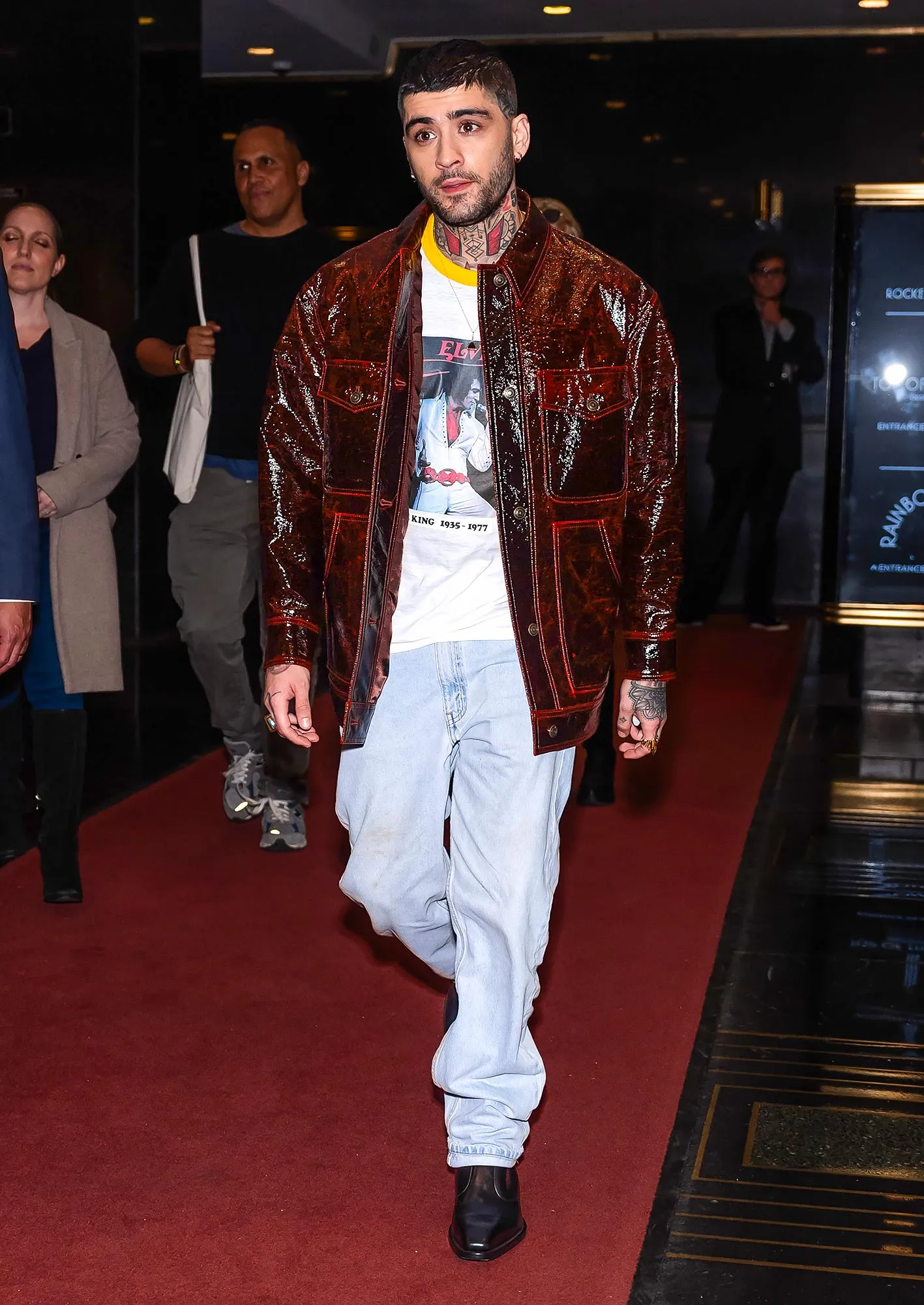 Zayn Malik Rocks Leather Jacket Ahead of Announcing 1st Live Show in 8 Years