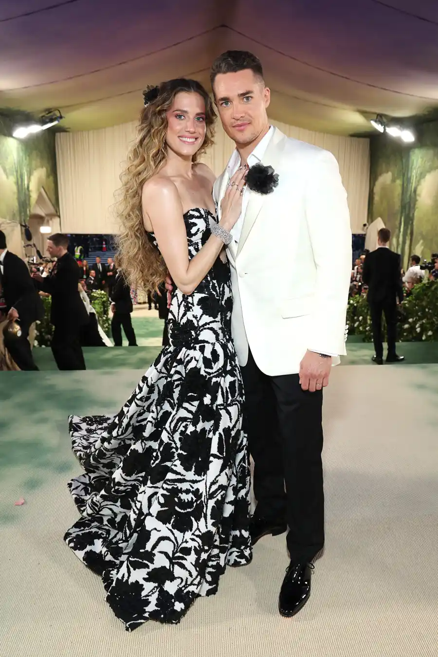 The Hottest Couples on the 2024 Met Gala Red Carpet