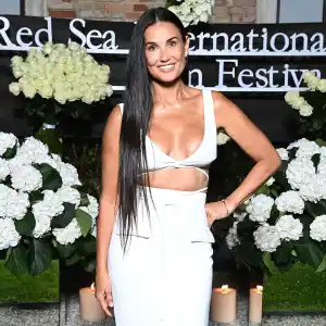 Demi Moore, 61, Shows off Her Amazing Age-Defying Figure in Skimpy Bikini Alongside Daughters