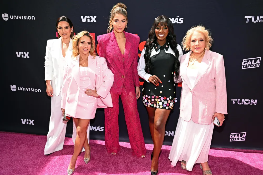 Karen Banda, Adamari L&oacute;pez, Migbelis Castellanos, Amara La Negra y la doctora Nancy del programa 'Desiguales'