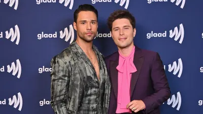 9 1 1 Lone Star s Rafael Silva and Ronen Rubinstein on Cancelation Rumors