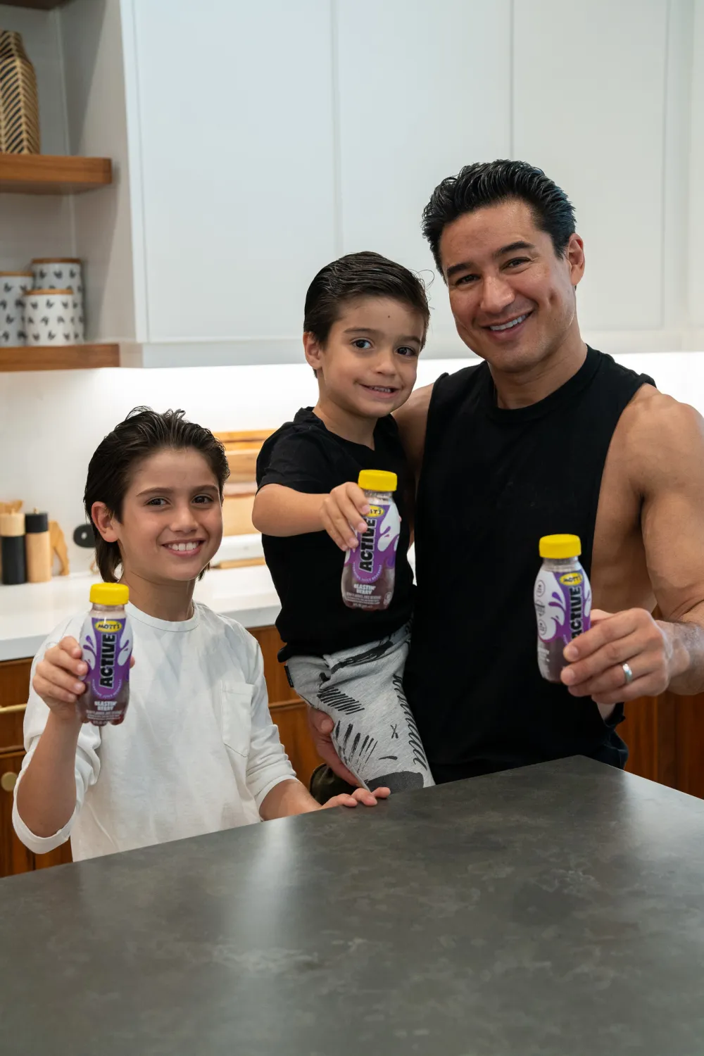 Mario Lopez and Kids Mott's Active
