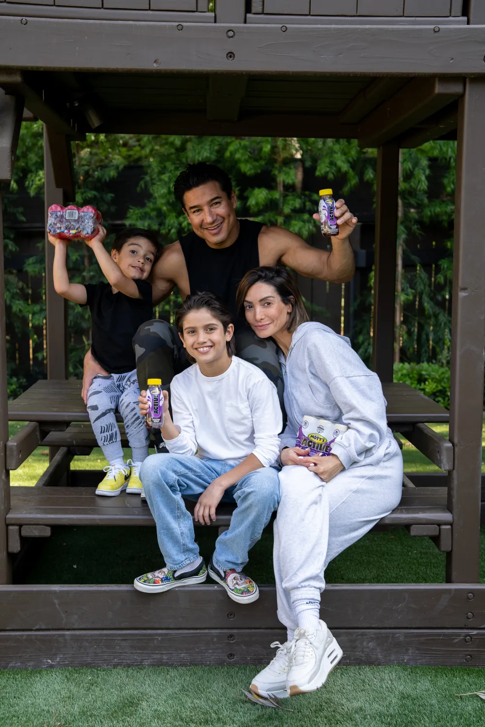 Mario and Courtney Lopez Mott's Active