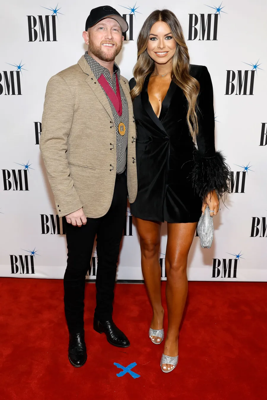 Country Singer Cole Swindell Marries Longtime Love Courtney Little