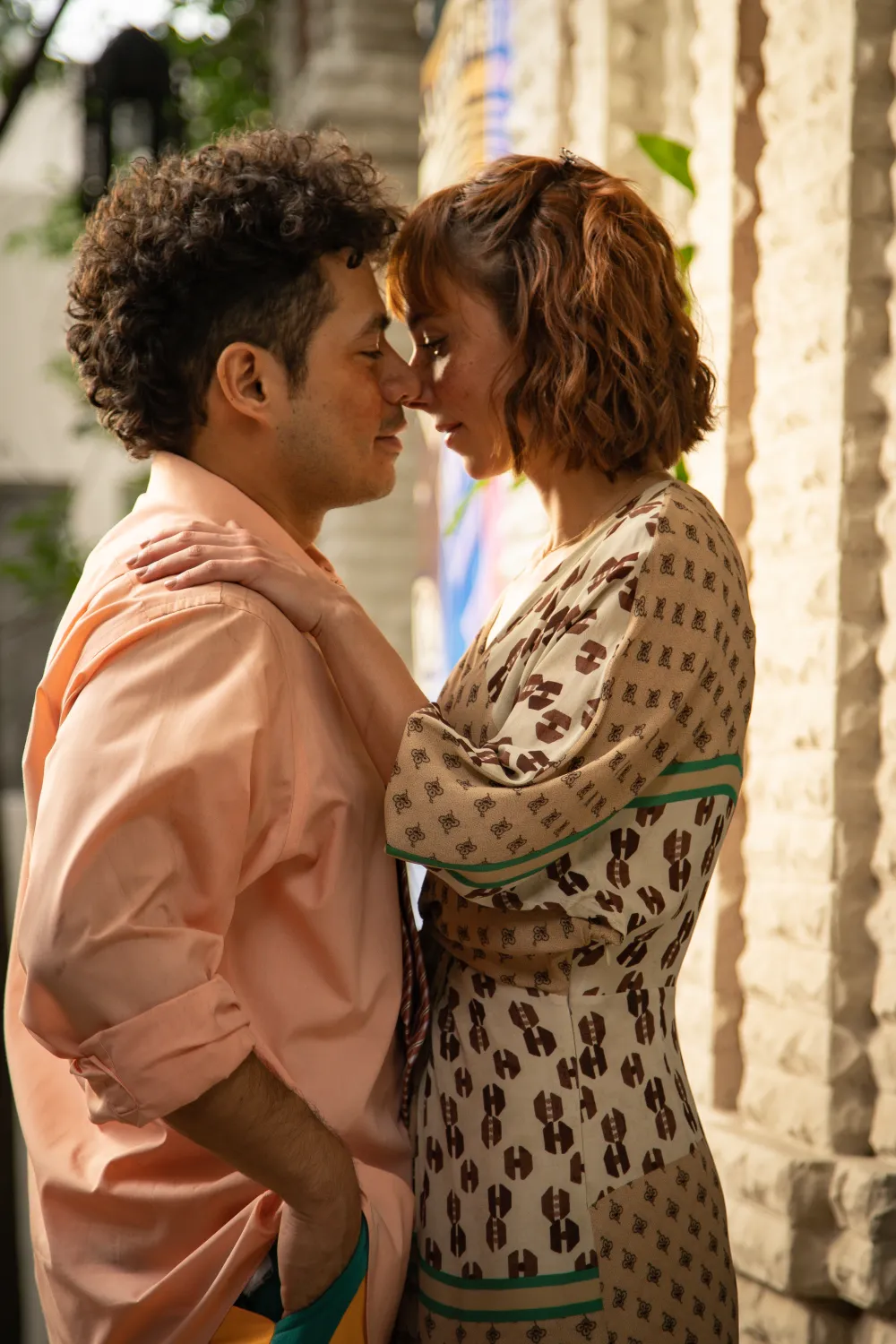 Guillermo Villegas y Natalia T&eacute;llez en la serie 'Profe infiltrado'