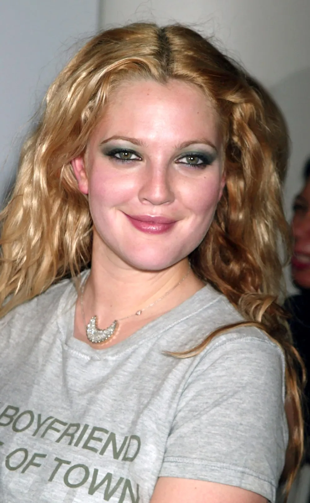 Drew Barrymore Recreates Her Charlies Angels Premiere Look