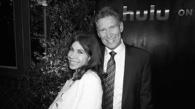 Gerry Turner and Theresa Nist Sign Marital Settlement Agreement