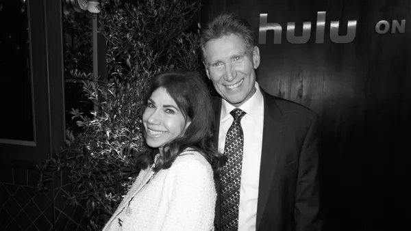 Gerry Turner and Theresa Nist Sign Marital Settlement Agreement