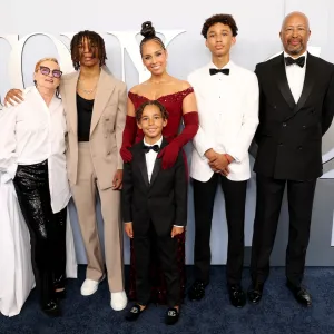 GettyImages-2157863930-Alicia-Keys-family