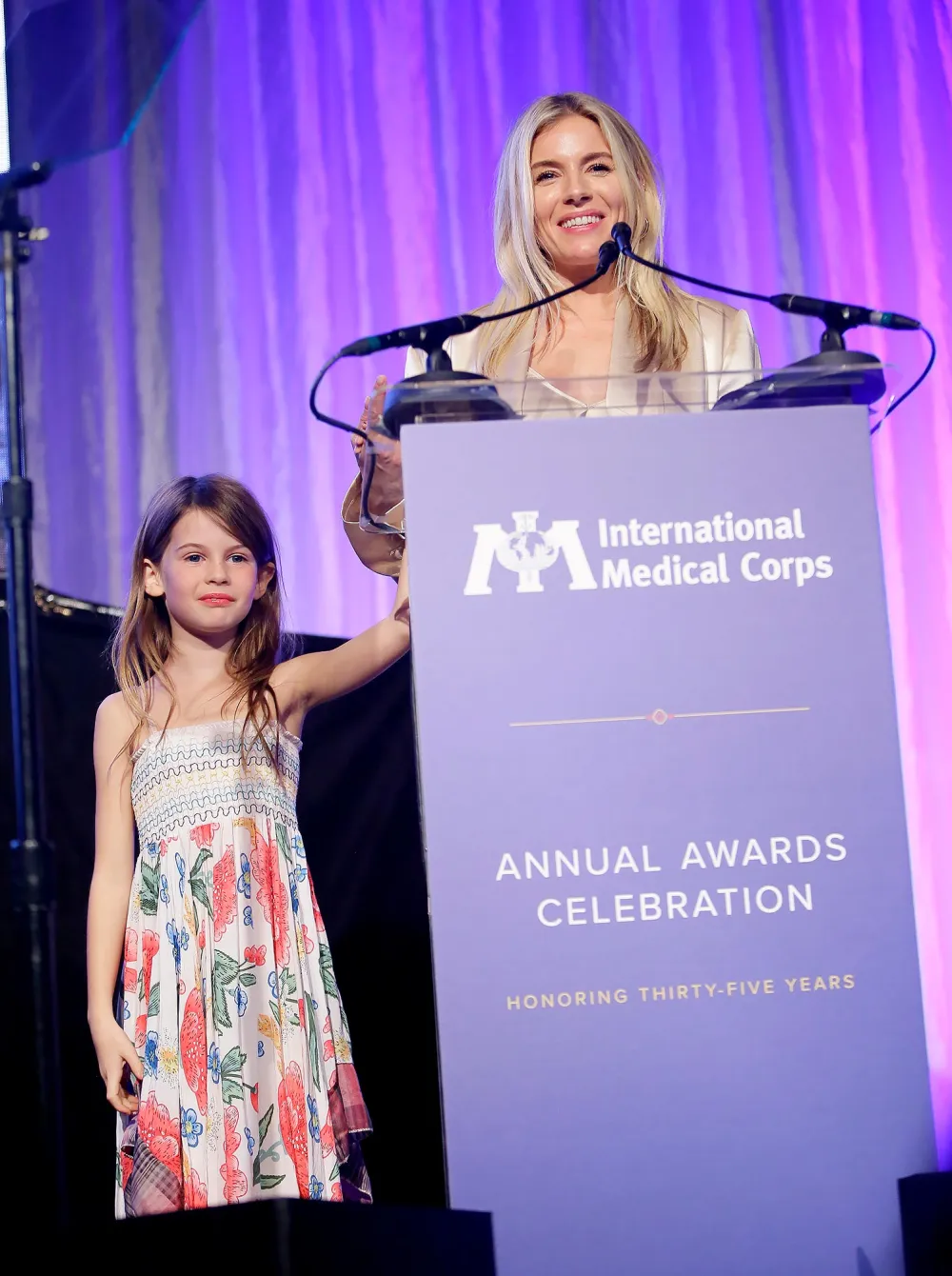 Sienna Miller Reveals Daughter &lsquo;Chickened Out&rsquo; of Acting Debut in &lsquo;Horizon: An American Saga&rsquo;