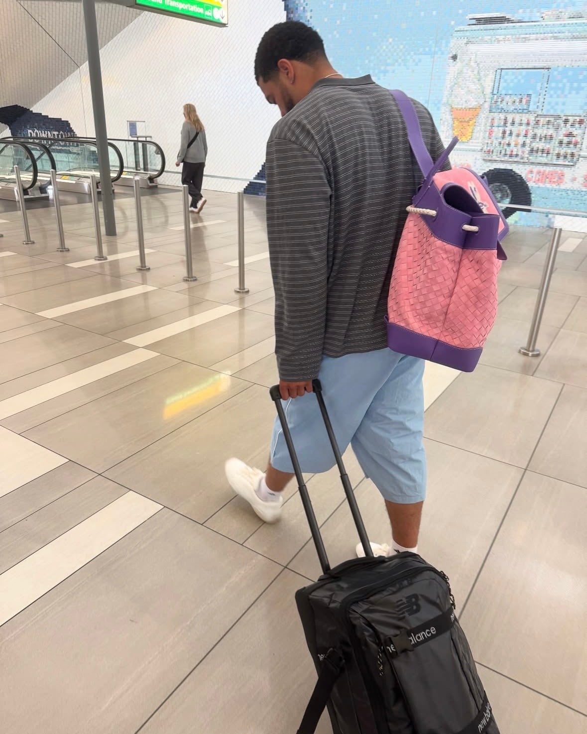 men celebs wearing hermes bags