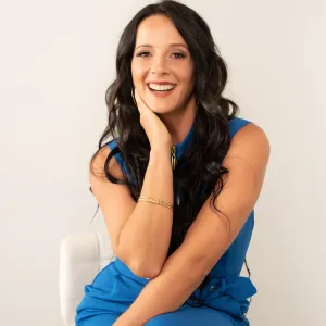 Jessica Jones Author Bio Luxury Handbag Shopping