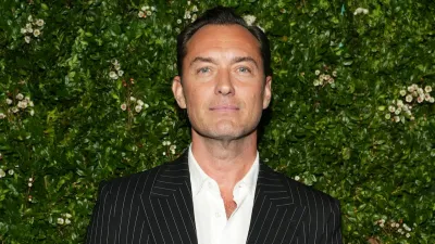 Jude Law Jokes That He’s ‘Saggy and Balding’ Now