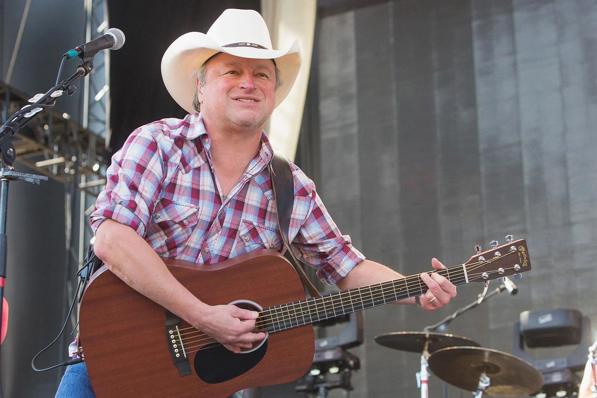Mark Chesnutt Recovering After Emergency Heart Surgery Cancels Upcoming Shows 736