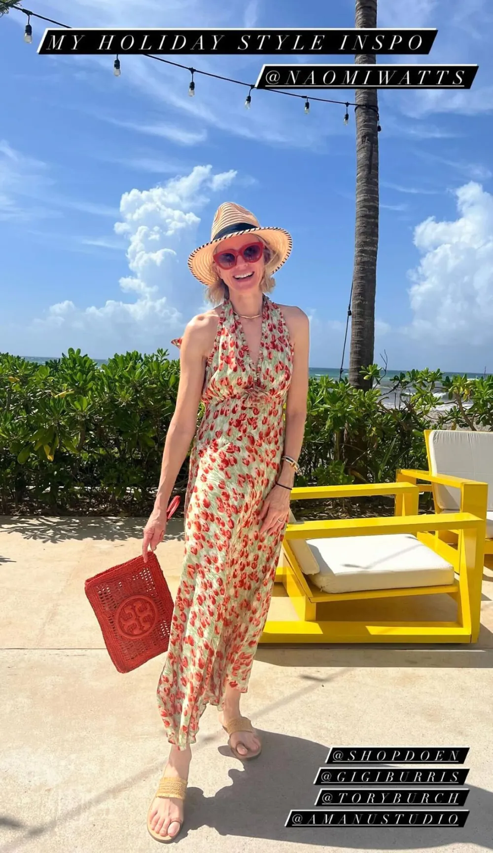 Naomi Watts&rsquo; Lively Vacation Swim Style