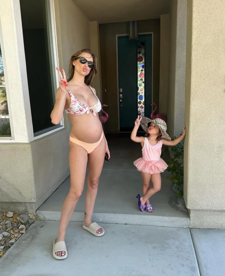 Pregnant Lala Kent Puckers Up in New Swimsuit Pic