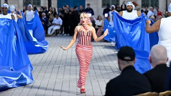 Sabrina Carpenter at Vogue World: Paris