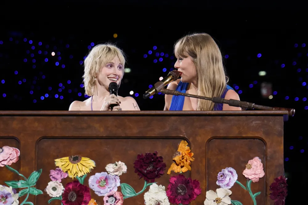 Taylor Swift and Paramore s Hayley Williams&rsquo; Complete Friendship Timeline